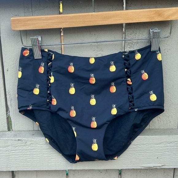 Seafolly Other - NWT Seafolly Summer Crush Bikini Bottom Brief Hawaiian Tiki Pinup Pineapple US 6